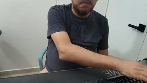 Johnny online show from 06-21-26, 08:44