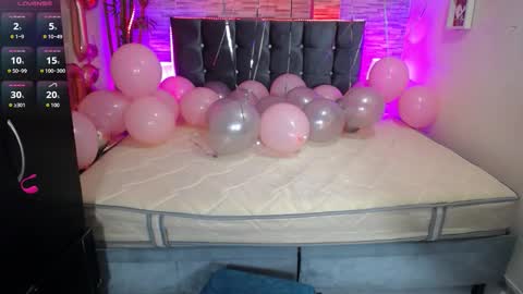 kira online show from 02-17-26, 04:42