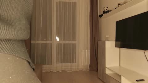 Sugarpeaach online show from 11-10-25, 01:54