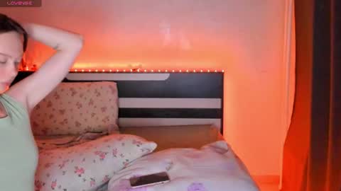 Snapshot of sugarsin_ chatting on 07-19-26, 08:01 Lola online show from 07-19-26, 08:01