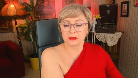Vivien online show from 02-12-25, 12:12