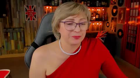 Vivien online show from 03-08-25, 07:20