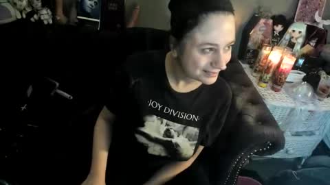 Sugary online show from 01-17-26, 04:06