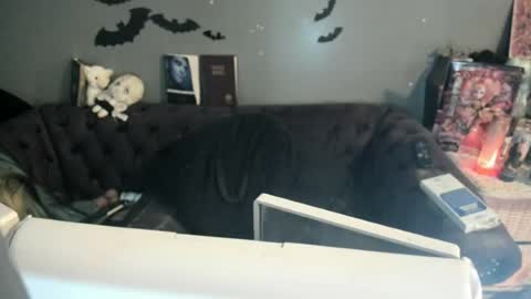 Snapshot of sugary_sweet chatting on 06-20-26, 10:34 Sugary online show from 06-20-26, 10:34