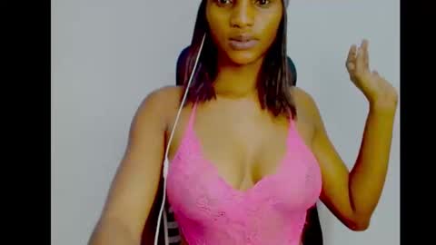 Snapshot of sugax_cuntwetxx chatting on 09-12-25, 03:39 Ivy online show from 09-12-25, 03:39
