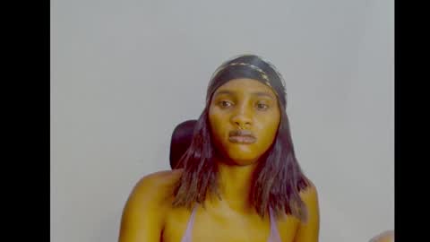 Snapshot of sugax_cuntwetxx chatting on 10-07-25, 07:00 Ivy online show from 10-07-25, 07:00