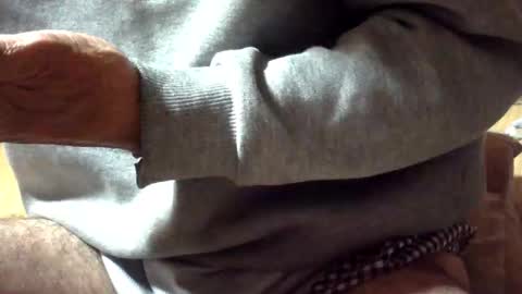 sugereyes99 online show from 05-17-26, 02:46