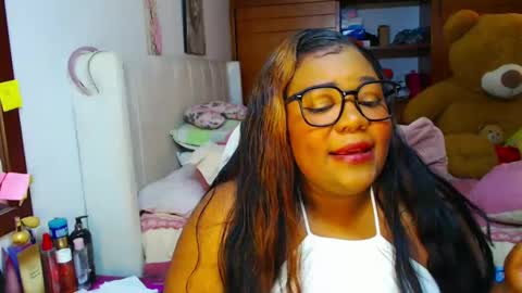 Snapshot of suggarbaby1 chatting on 02-15-25, 07:06 Cami Back in 2 hours online show from 02-15-25, 07:06