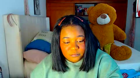 Snapshot of suggarbaby1 chatting on 09-19-25, 07:10 Cami Back in 2 hours online show from 09-19-25, 07:10