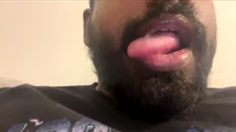 Let me be your knight that saves you online show from 01-16-26, 01:20