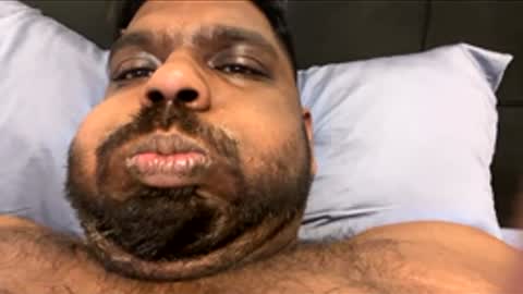 Let me be your knight that saves you online show from 04-18-26, 04:11