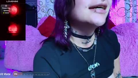 Snapshot of sukifuyu__ chatting on 05-04-26, 01:01 online show from 05-04-26, 01:01