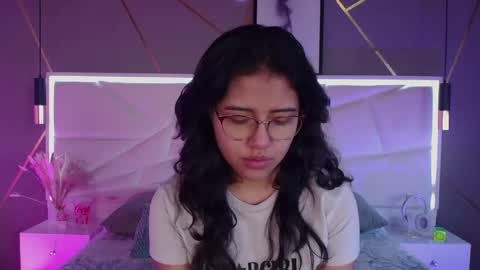 SUKI online show from 04-22-26, 11:45