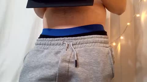 Niko online show from 10-31-25, 07:59