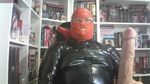 Sumisolatex online show from 04-17-26, 04:32