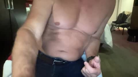 Snapshot of summerfun1975 chatting on 09-09-25, 01:32 Summerfun online show from 09-09-25, 01:32