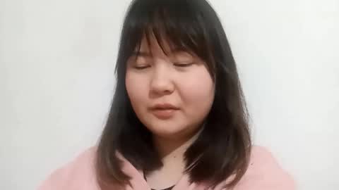 Mia online show from 03-24-26, 11:04