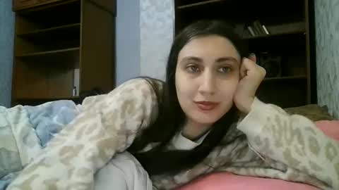 Snapshot of summerkathy chatting on 12-03-25, 10:13 kathy online show from 12-03-25, 10:13