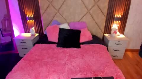       -  - online show from 11-06-25, 02:40