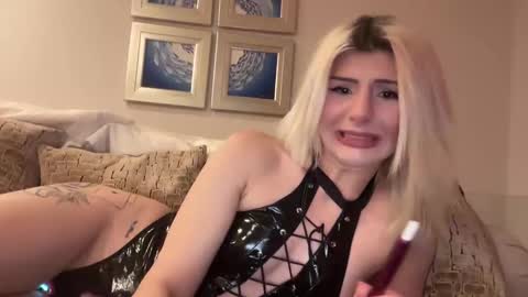 Kate online show from 02-20-26, 11:49