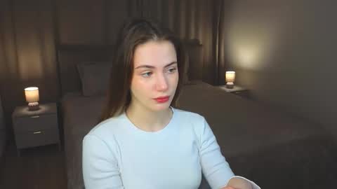 Snapshot of sundayferrigno chatting on 12-21-25, 04:19 Angella online show from 12-21-25, 04:19