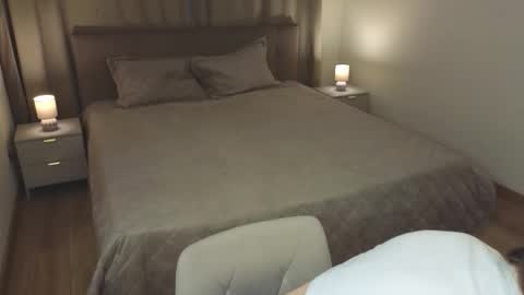 Snapshot of sundayferrigno chatting on 01-09-26, 04:26 Angella online show from 01-09-26, 04:26