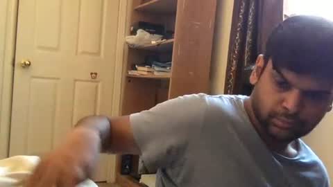 Snapshot of sundoog chatting on 06-08-26, 08:20 Sundoog online show from 06-08-26, 08:20