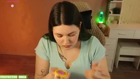 Snapshot of sunflower0907 chatting on 05-18-26, 07:58 Tina. Im topless model online show from 05-18-26, 07:58