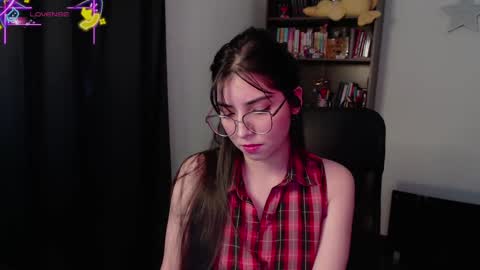  violetta  online show from 11-15-25, 03:19