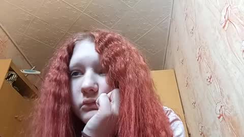 Snapshot of sungpiggott chatting on 04-20-26, 11:02 sungpiggott online show from 04-20-26, 11:02
