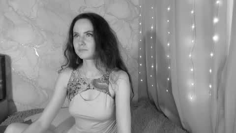 Snapshot of sunloveandwe chatting on 04-26-26, 04:04 Mistress Eve online show from 04-26-26, 04:04