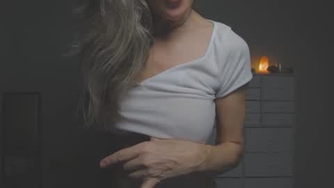 Hi Im Sunnie - Next show Friday August 1 online show from 03-19-26, 02:48