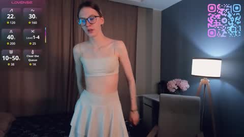 Kiki online show from 03-26-26, 01:11