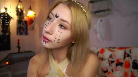 Lily online show from 10-29-25, 02:08