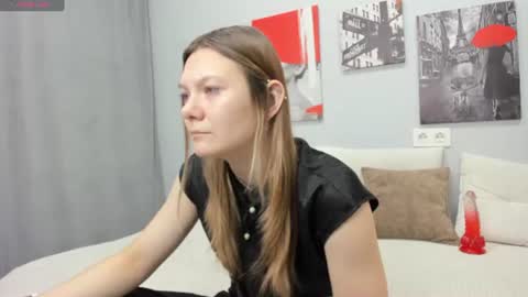 Snapshot of sunny__sammy chatting on 07-17-26, 01:34 Sammy online show from 07-17-26, 01:34