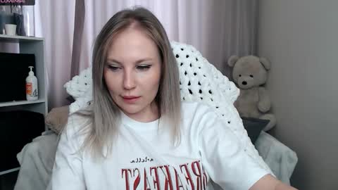 Naomi online show from 03-12-26, 10:10