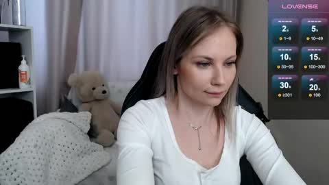 Naomi online show from 04-18-26, 05:22