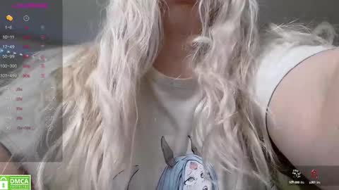 Snapshot of sunny_mood chatting on 12-16-24, 09:24 sunny mood online show from 12-16-24, 09:24