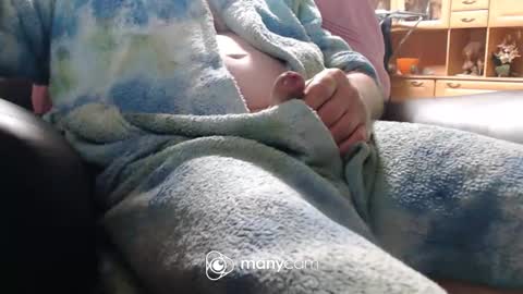 Snapshot of sunnybigboy88 chatting on 10-31-25, 12:55 sven online show from 10-31-25, 12:55