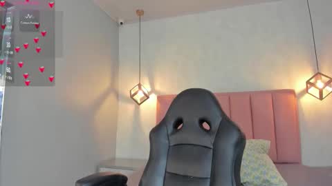  S U N N Y online show from 02-24-26, 12:47