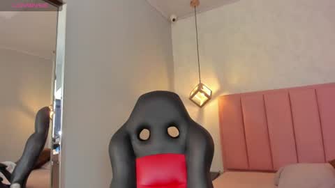  S U N N Y online show from 07-14-26, 12:44