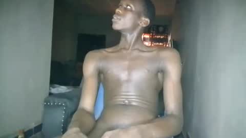 Snapshot of sunnyjohn447 chatting on 03-04-25, 02:10 Sunnyblack2 online show from 03-04-25, 02:10