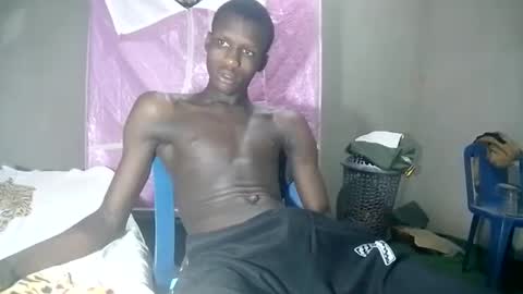 Snapshot of sunnyjohn447 chatting on 03-12-25, 10:39 Sunnyblack2 online show from 03-12-25, 10:39