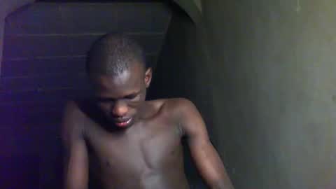 Snapshot of sunnyjohn447 chatting on 09-13-25, 10:37 Sunnyblack2 online show from 09-13-25, 10:37