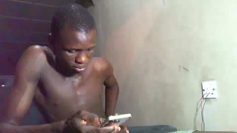 Snapshot of sunnyjohn447 chatting on 09-19-25, 11:44 Sunnyblack2 online show from 09-19-25, 11:44