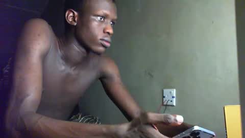 Snapshot of sunnyjohn447 chatting on 10-17-25, 10:07 Sunnyblack2 online show from 10-17-25, 10:07