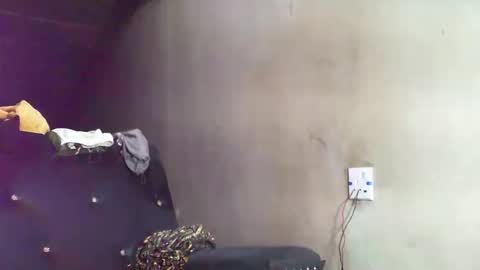 Snapshot of sunnyjohn447 chatting on 10-19-25, 01:56 Sunnyblack2 online show from 10-19-25, 01:56