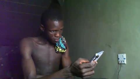 Snapshot of sunnyjohn447 chatting on 10-25-25, 10:56 Sunnyblack2 online show from 10-25-25, 10:56