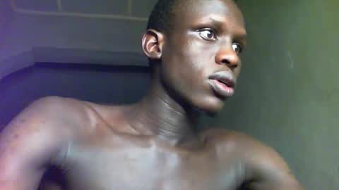 Snapshot of sunnyjohn447 chatting on 10-26-25, 10:04 Sunnyblack2 online show from 10-26-25, 10:04