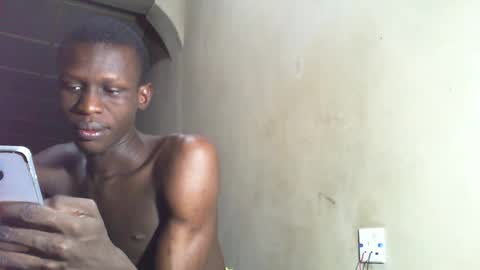 Snapshot of sunnyjohn447 chatting on 10-28-25, 10:52 Sunnyblack2 online show from 10-28-25, 10:52